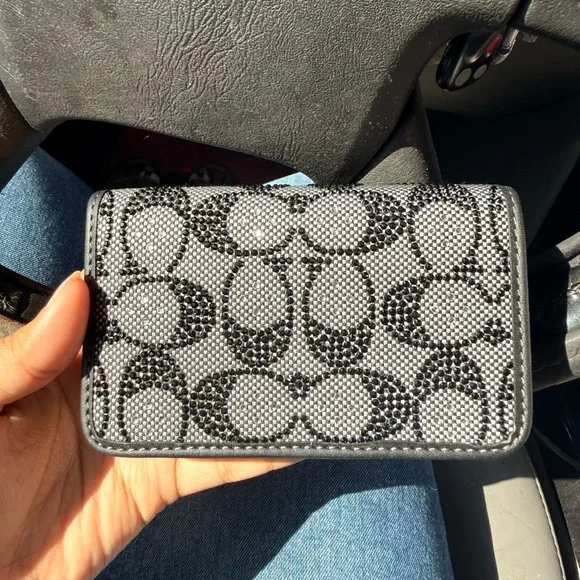 Coach Black crystal wallet - Picture 2 of 4